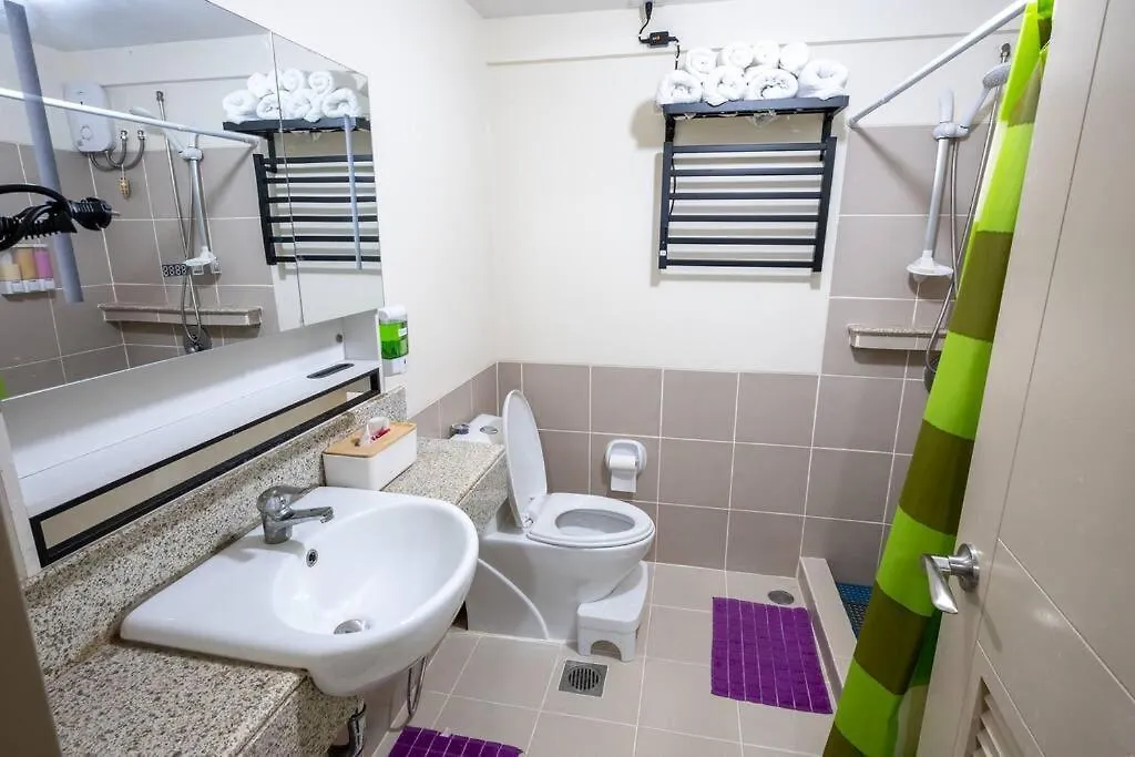 2Br Fully Air-Conditioned Staycation Plus Free Parking Manila Philippines